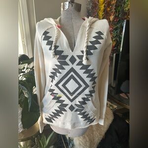 Cream Geometric Print lightweight Hoodie in